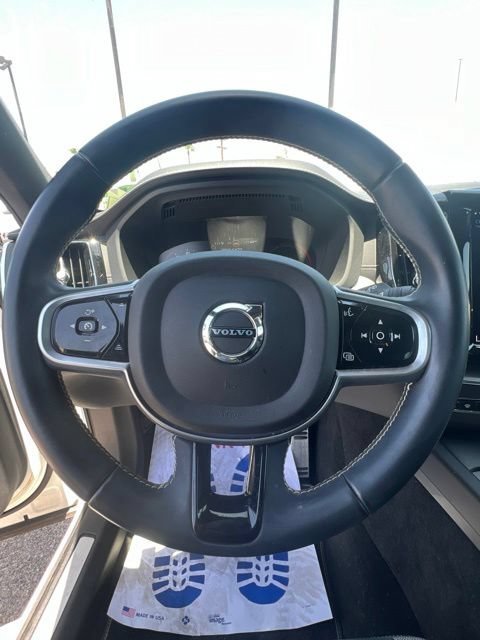 Used 2021 Volvo XC60 T8 R-Design w/ Advanced Package AWD/4WD image 10