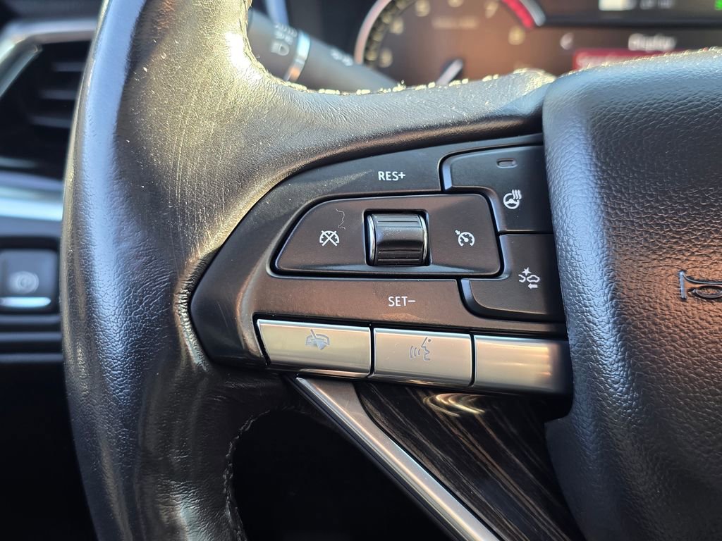 Used 2020 Cadillac XT6 Premium Luxury image 30