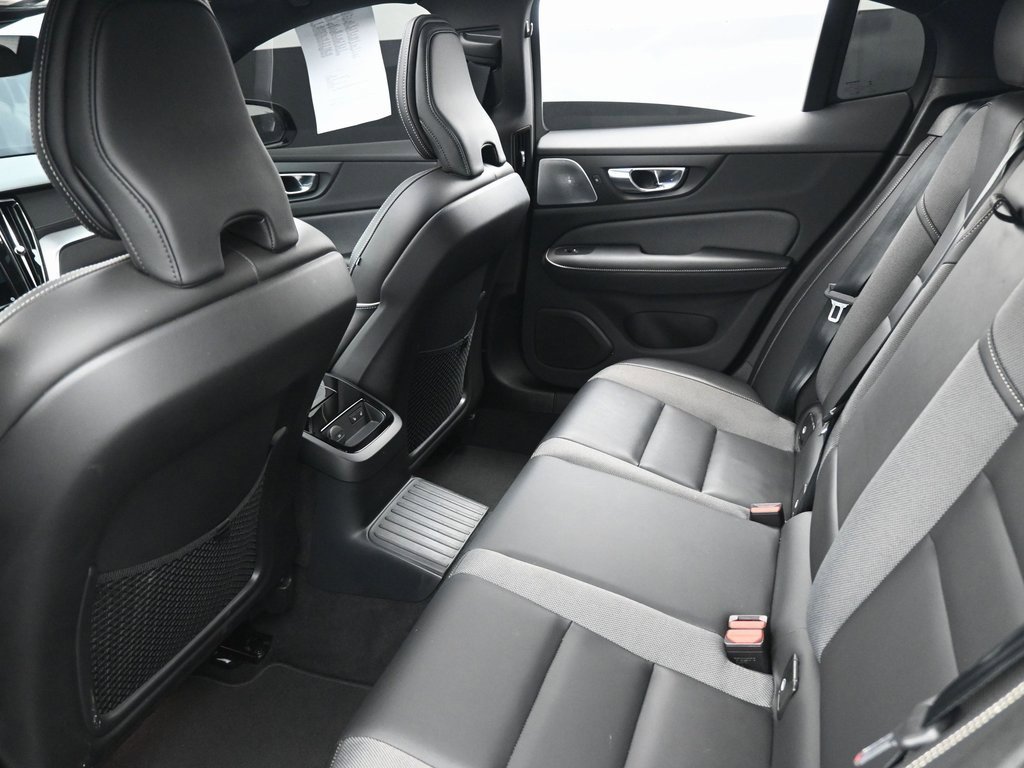 Used 2023 Volvo S60 T8 Ultimate image 27