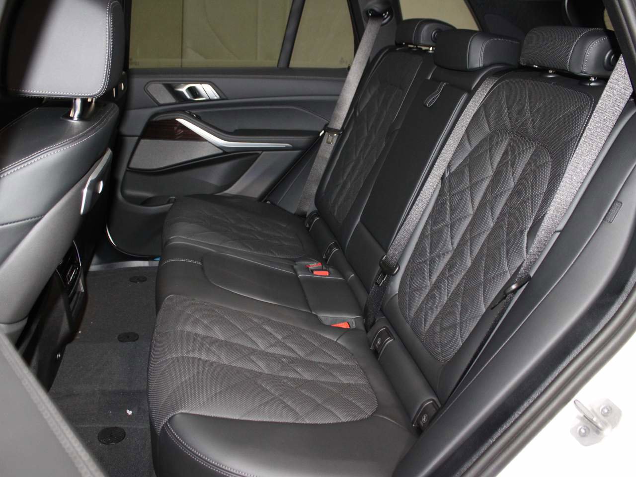 Certified 2026 BMW X5 xDrive40i AWD/4WD image 18