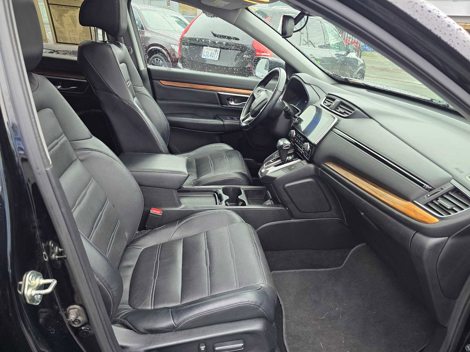 Used 2017 Honda CR-V Touring image 11