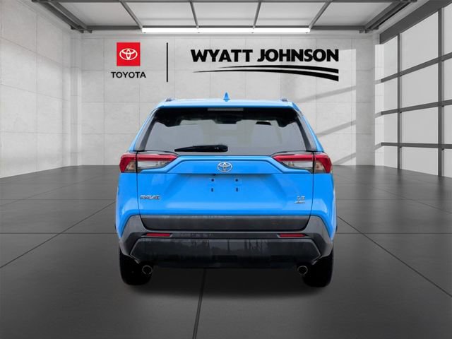 Used 2019 Toyota RAV4 LE w/ All Weather Liner Package AWD/4WD image 4