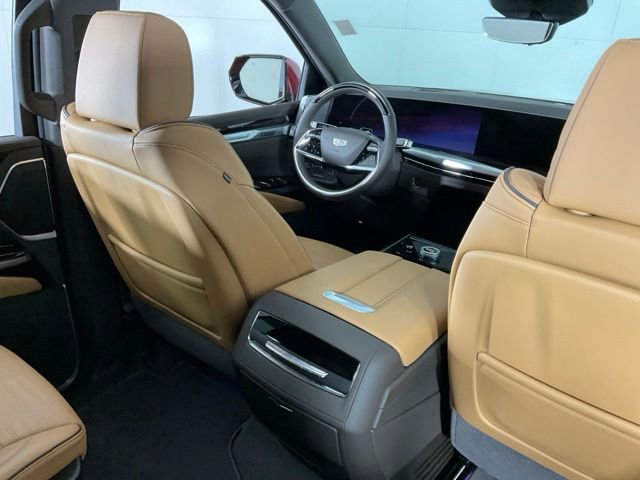 Certified 2026 Cadillac Escalade Luxury AWD/4WD image 29