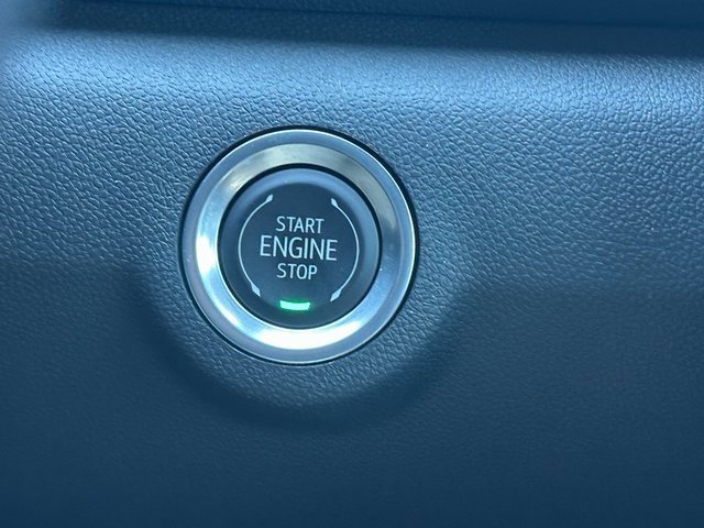 New 2025 GMC Terrain Elevation w/ Elevation Premium Package image 39