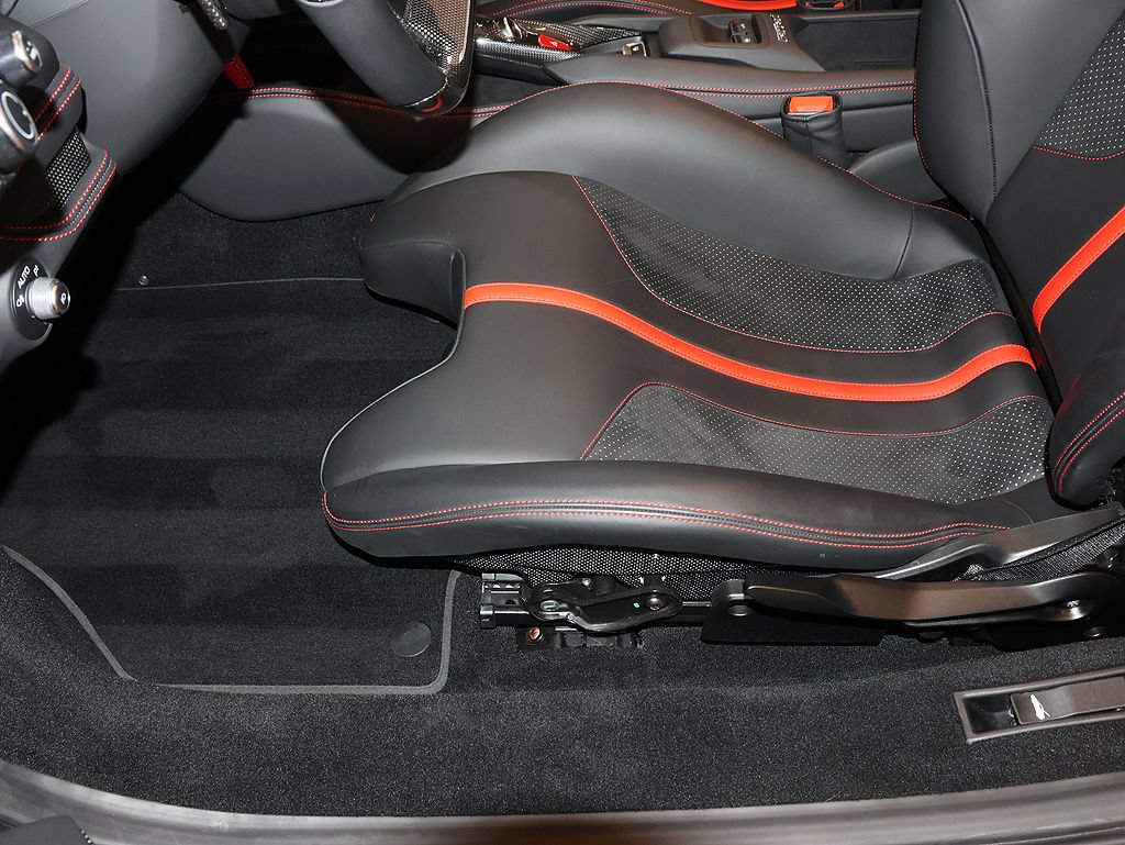 Certified 2023 Ferrari F8 Tributo RWD image 70