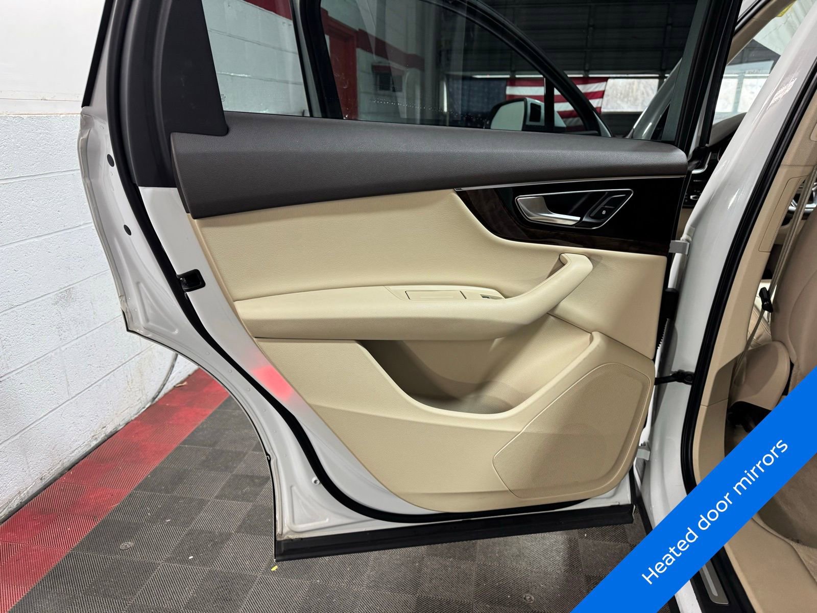 Used 2017 Audi Q7 3.0T Premium Plus image 10