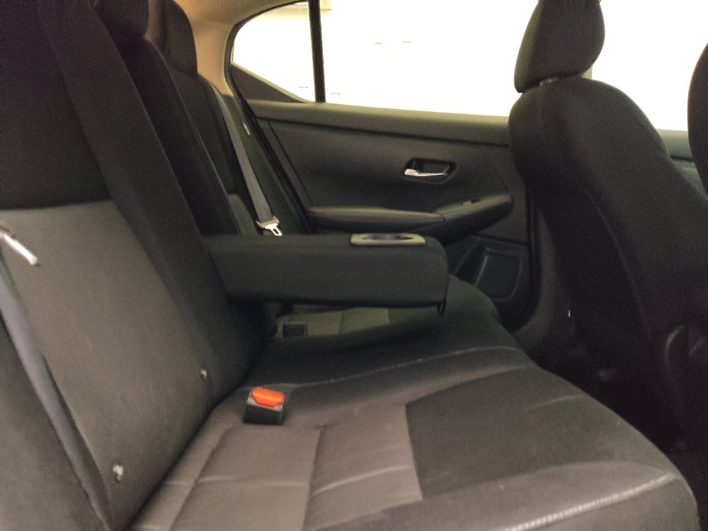 Used 2020 Nissan Sentra SV FWD image 19