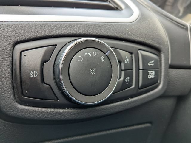 Used 2024 Ford Edge SEL w/ Convenience Package AWD/4WD image 7