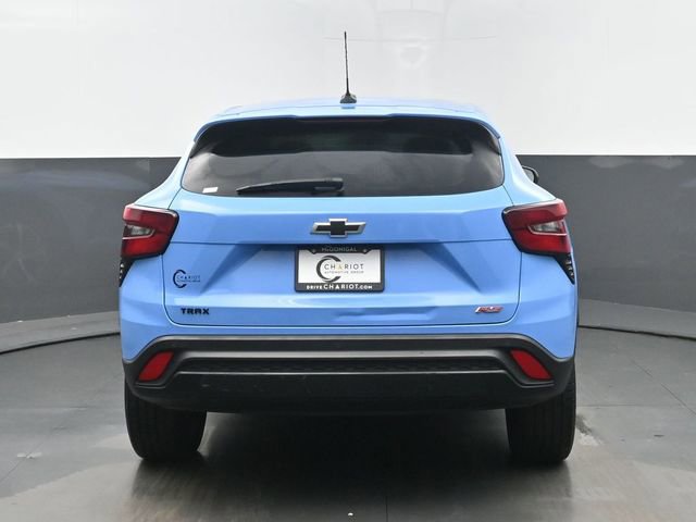 Certified 2024 Chevrolet Trax RS w/ Driver Confidence Package image 5