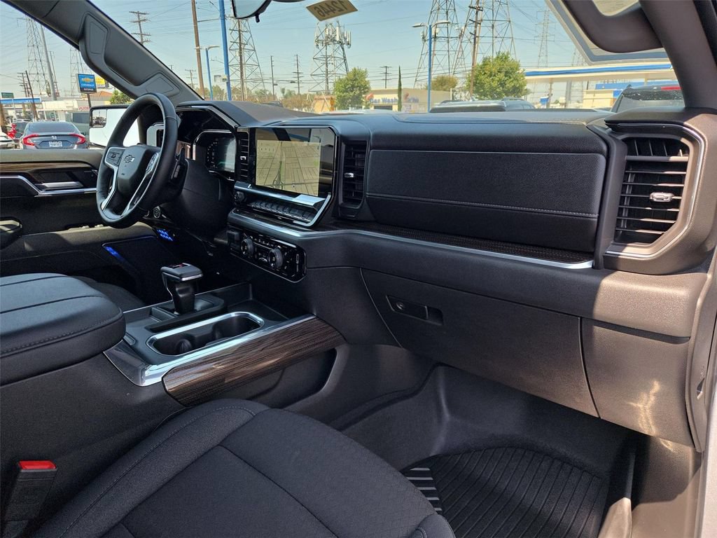 Certified 2026 Chevrolet Silverado 1500 LT Trail Boss w/ LPO, Dark Essentials Package AWD/4WD image 20