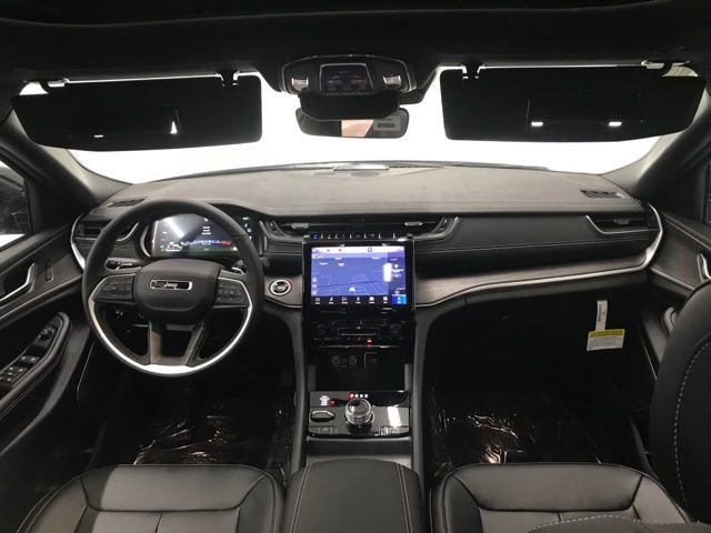 New 2025 Jeep Grand Cherokee Limited 4xe image 22