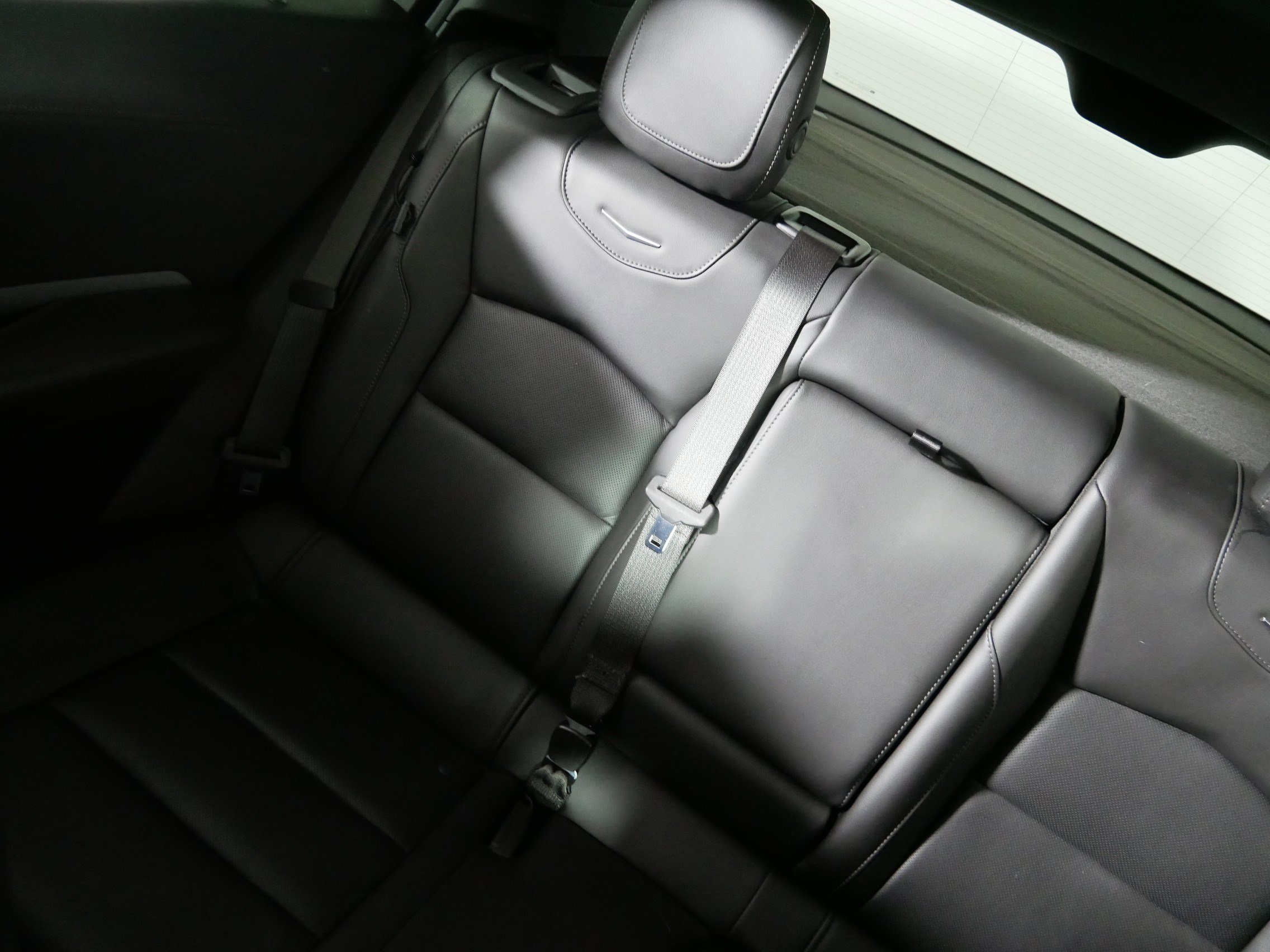 Used 2021 Cadillac XT4 Premium Luxury image 12