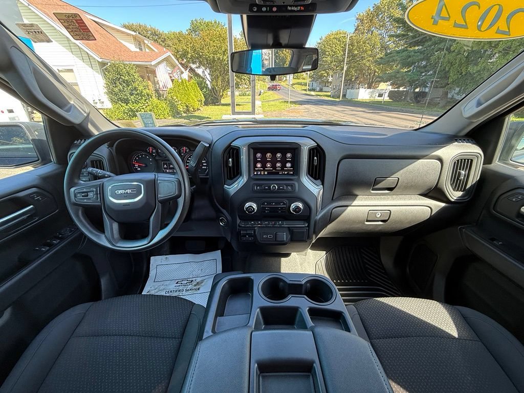 Used 2024 GMC Sierra 1500 Pro w/ Graphite Edition AWD/4WD image 10