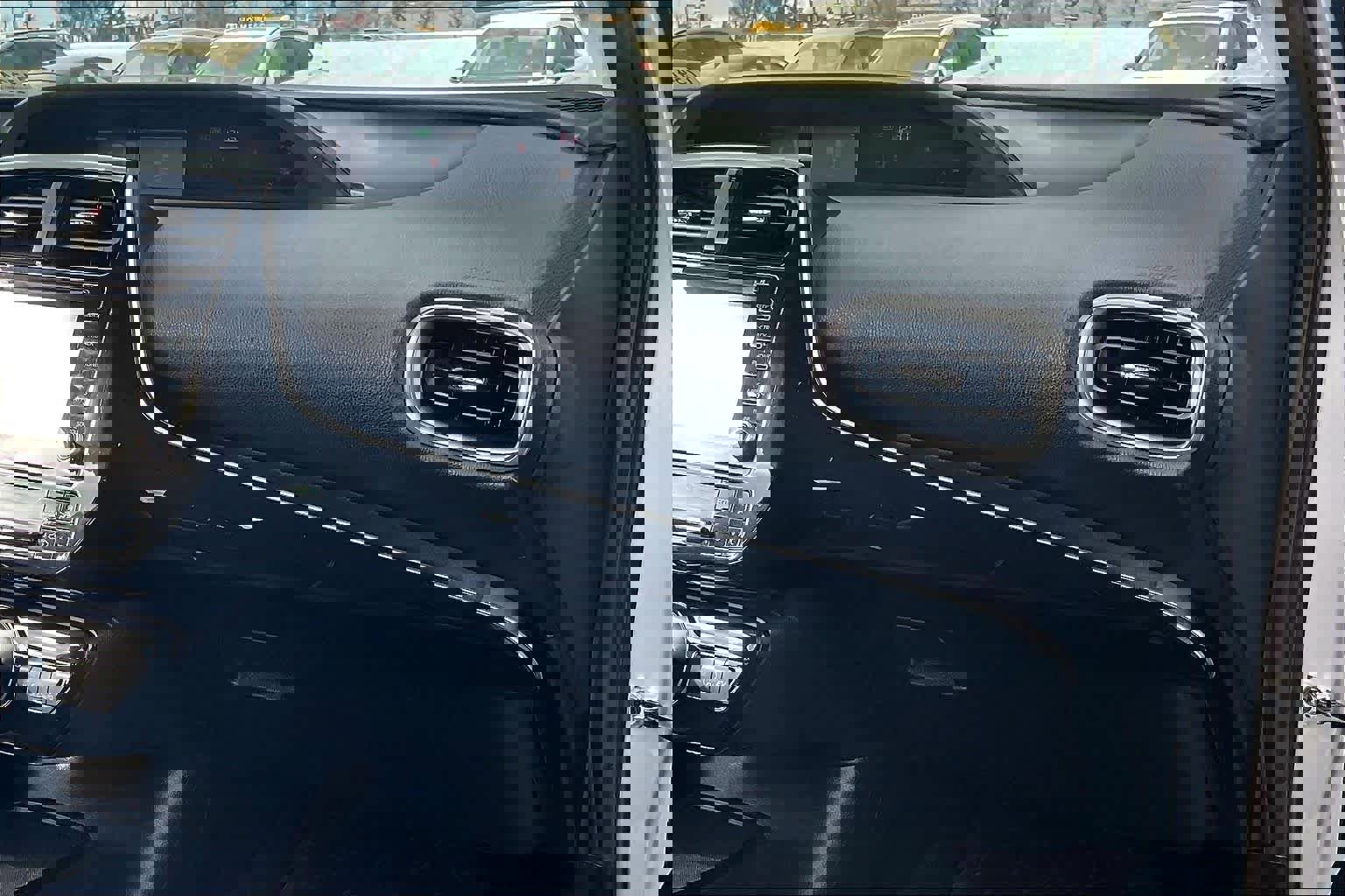 Used 2021 Toyota Prius Prime LE image 18