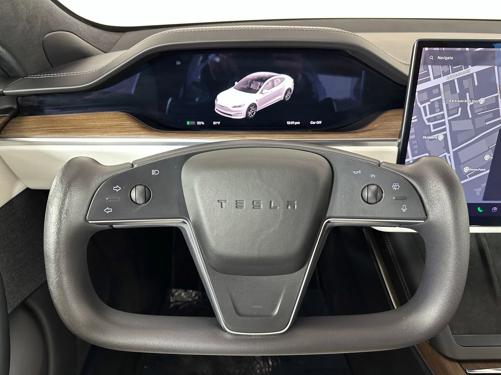 Used 2022 Tesla Model S image 13