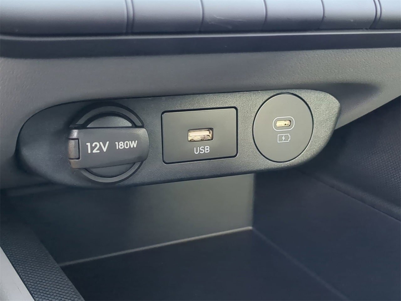 New 2026 Hyundai Elantra Blue FWD image 27