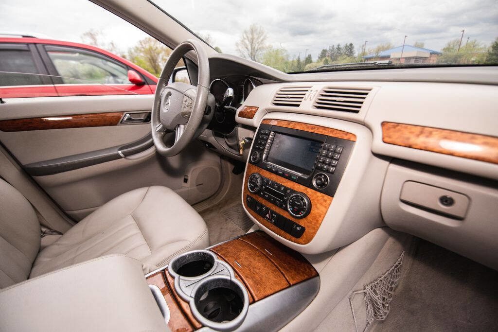 Used 2007 Mercedes-Benz R 350 4MATIC image 18