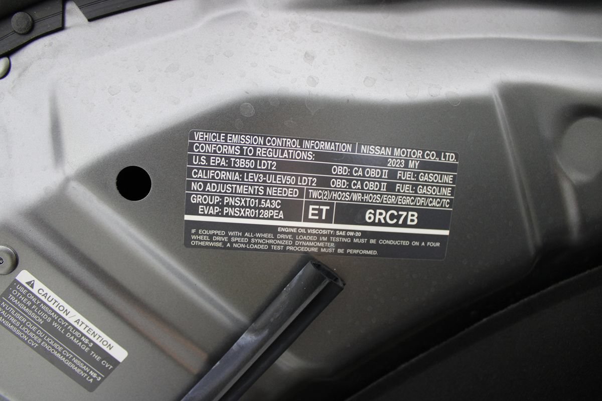 Used 2023 Nissan Rogue SV FWD image 28