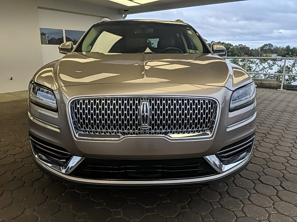 Used 2019 Lincoln Nautilus Reserve video 2