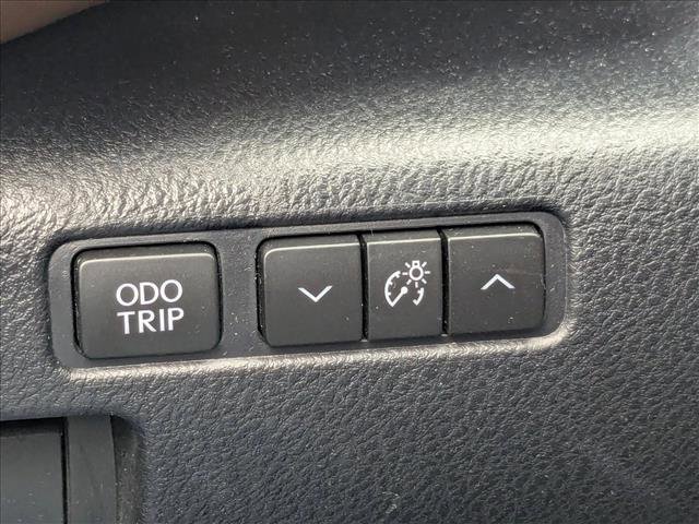 Used 2023 Lexus IS 300 w/ Comfort Package RWD image 16