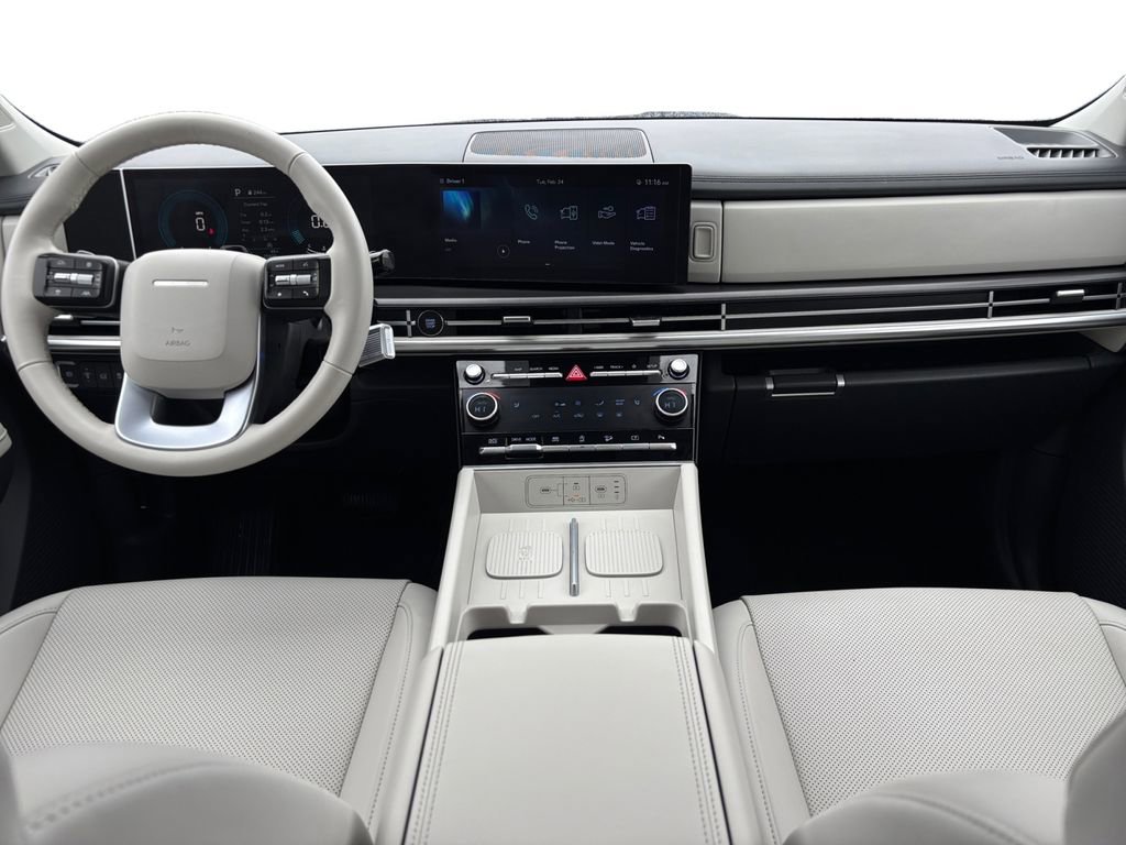 Used 2025 Hyundai Santa Fe SEL image 12