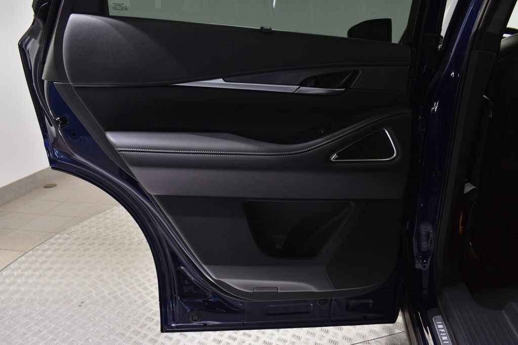 New 2026 INFINITI QX60 Luxe w/ Family Package image 27