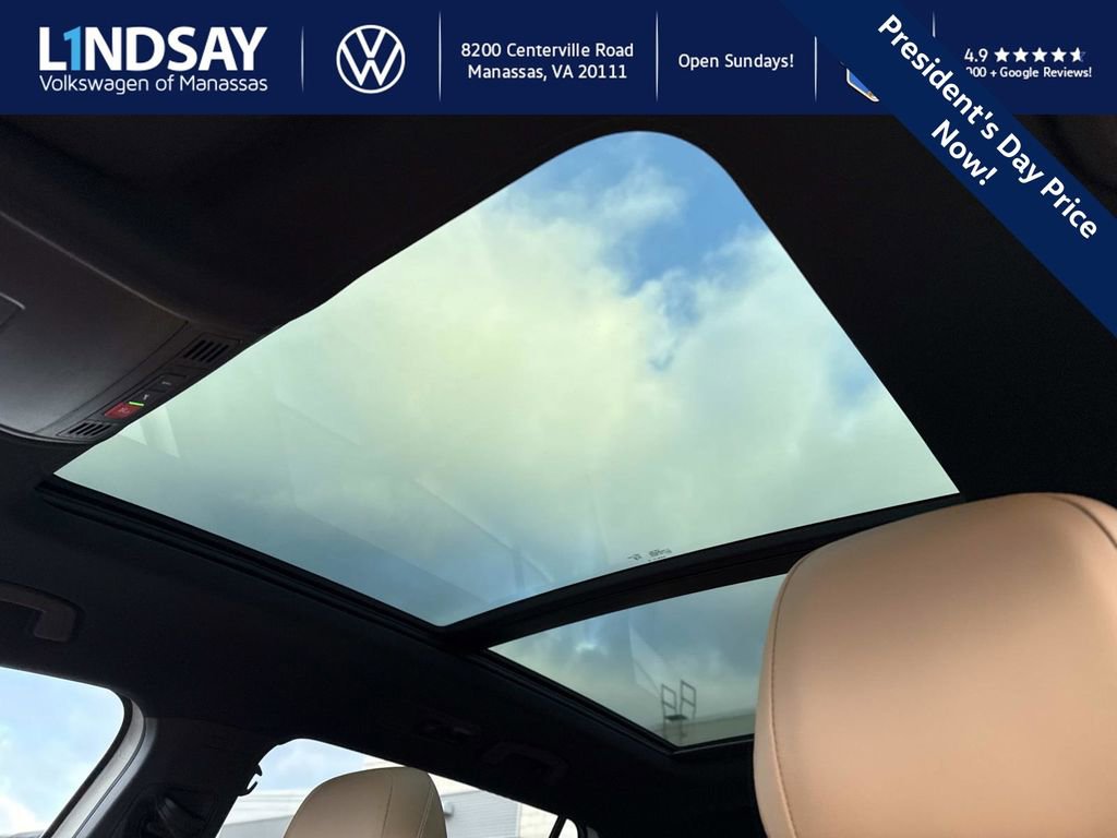 Used 2024 Volkswagen Tiguan SE R-Line image 18