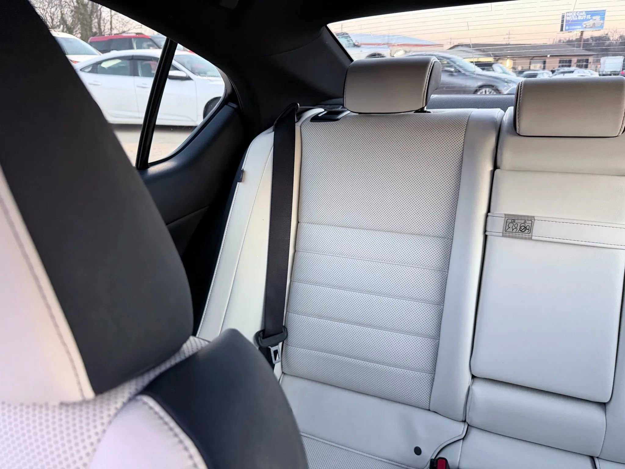 Used 2022 Lexus IS 350 F Sport image 13