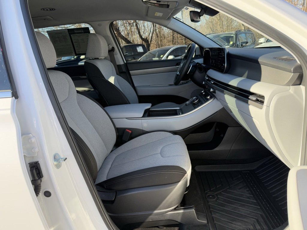 Used 2024 Hyundai Palisade SE image 38