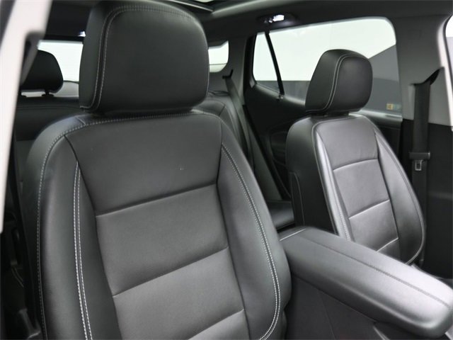 Used 2023 GMC Terrain SLT w/ Elevation Edition image 27