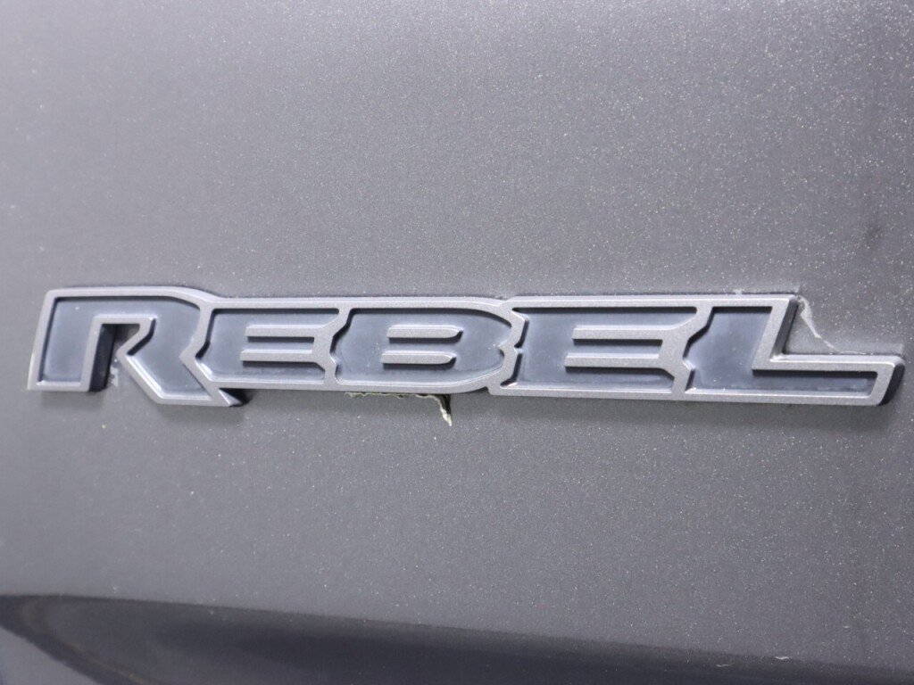 Used 2019 RAM 1500 Rebel image 35