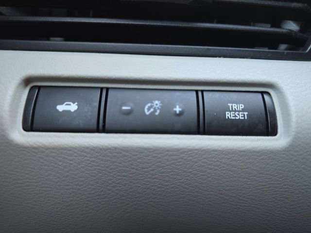 Used 2024 Nissan Altima 2.5 SV image 10