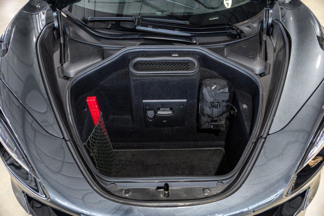 Used 2021 McLaren 720S Performance RWD image 28