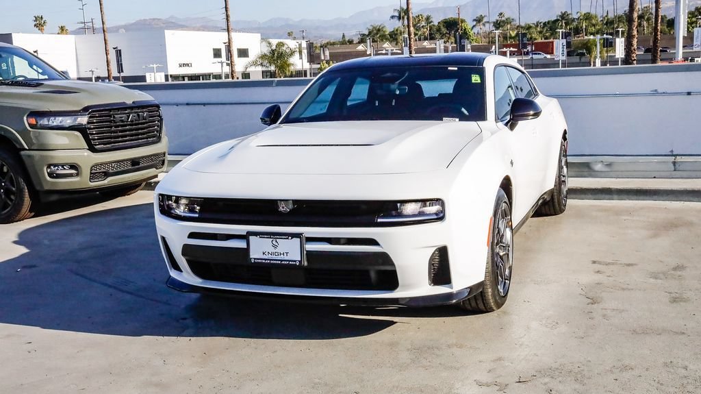 New 2026 Dodge Charger R/T w/ Blacktop Package AWD/4WD image 4