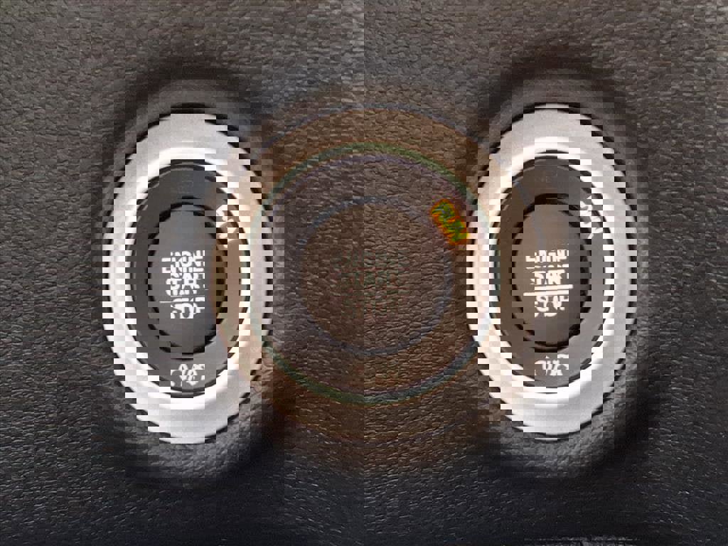 New 2026 Chrysler Pacifica Select image 12