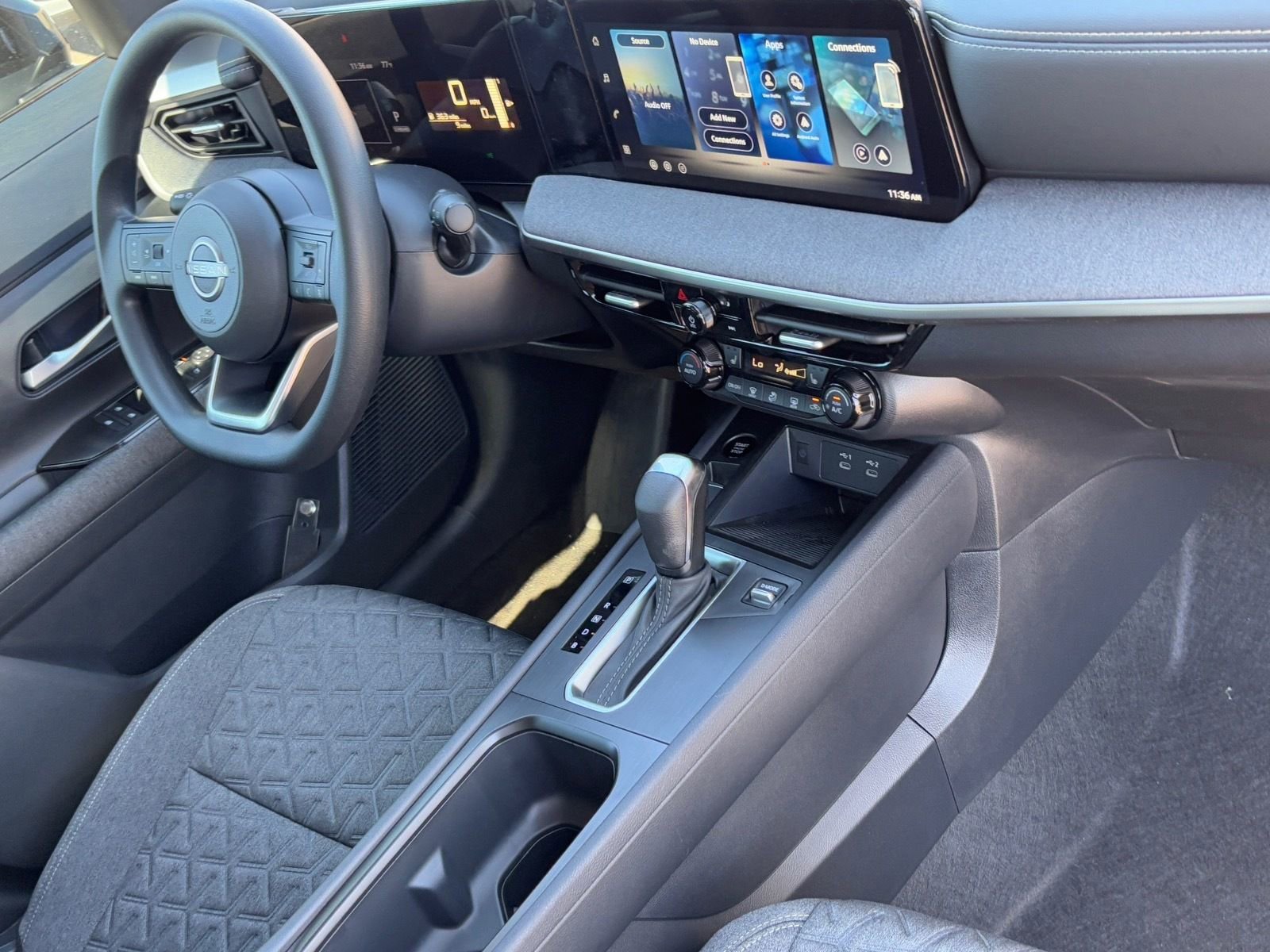 New 2026 Nissan Kicks SV w/ SV Premium Package image 11