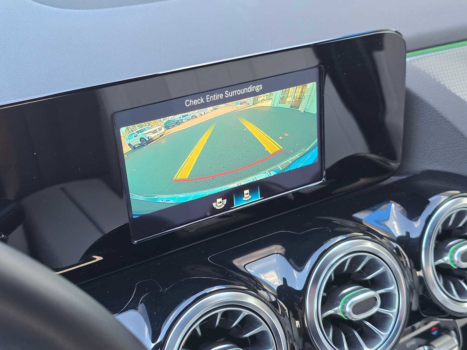 Used 2021 Mercedes-Benz GLA 250 GLA 250 image 32