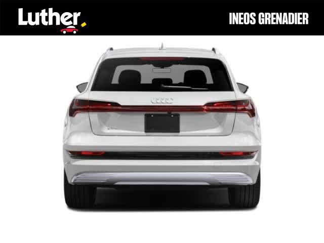 Used 2019 Audi e-tron Prestige w/ Prestige Package image 5