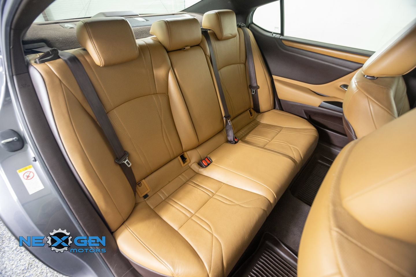 Used 2019 Lexus ES 350 w/ Accessory Package FWD image 38
