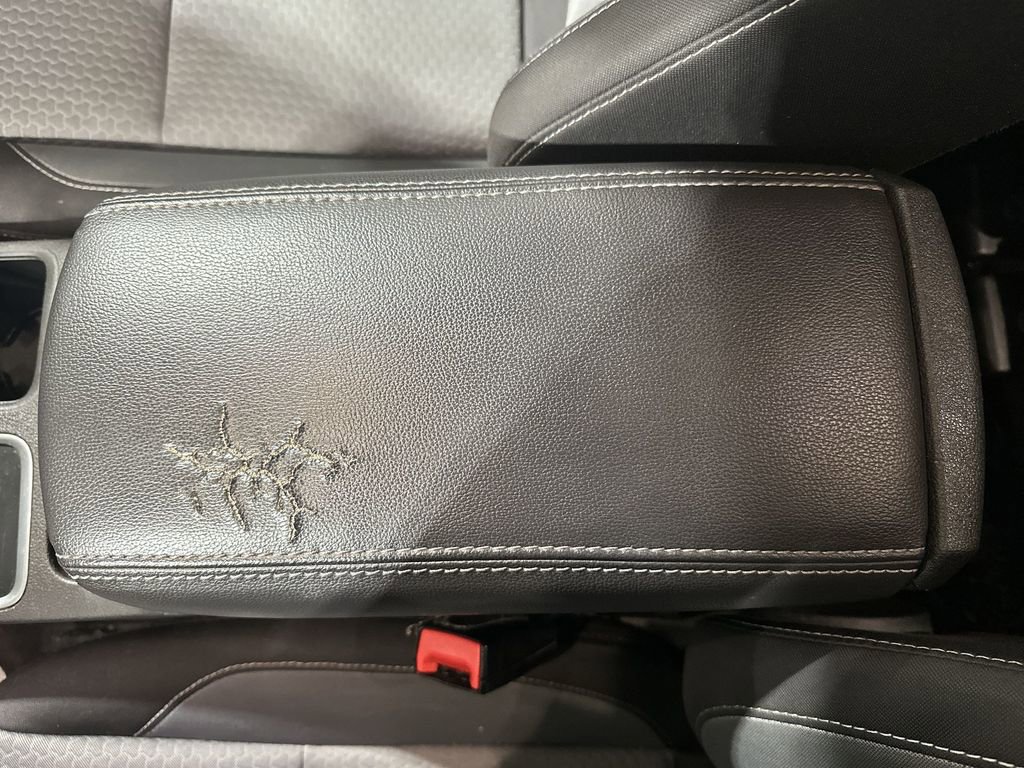 Used 2019 Ford Escape SE image 21