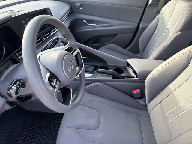 Used 2021 Hyundai Elantra SEL FWD image 16