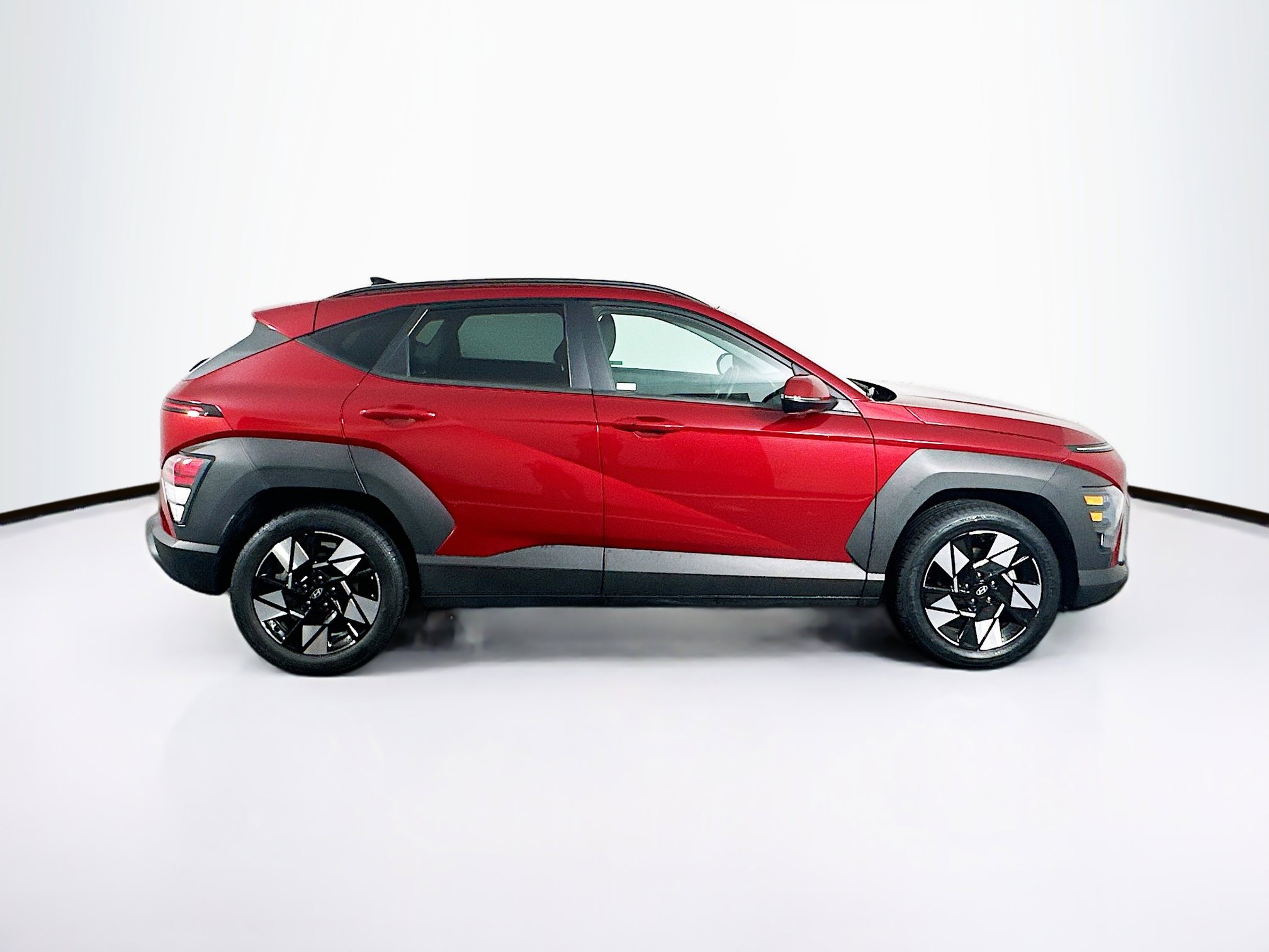 Used 2025 Hyundai Kona SEL image 10