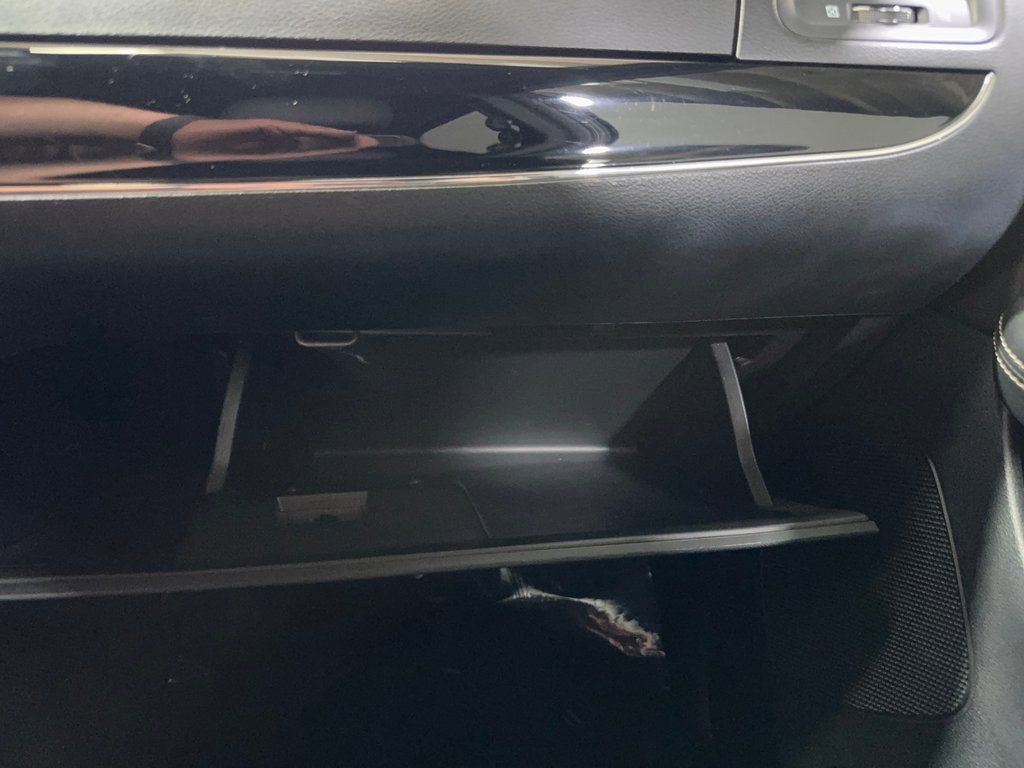 Used 2018 Dodge Grand Caravan SXT w/ Blacktop Package image 22