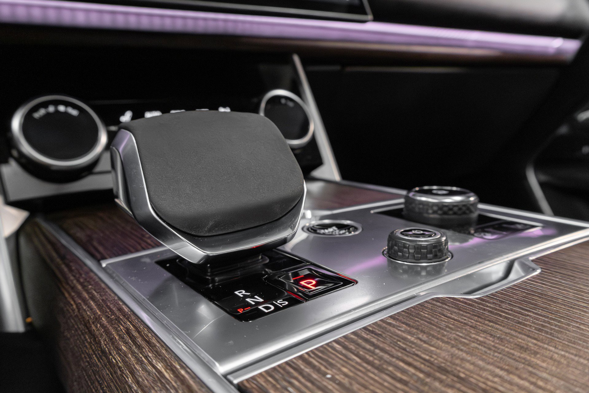 Used 2023 Land Rover Range Rover Long Wheelbase Autobiography image 46