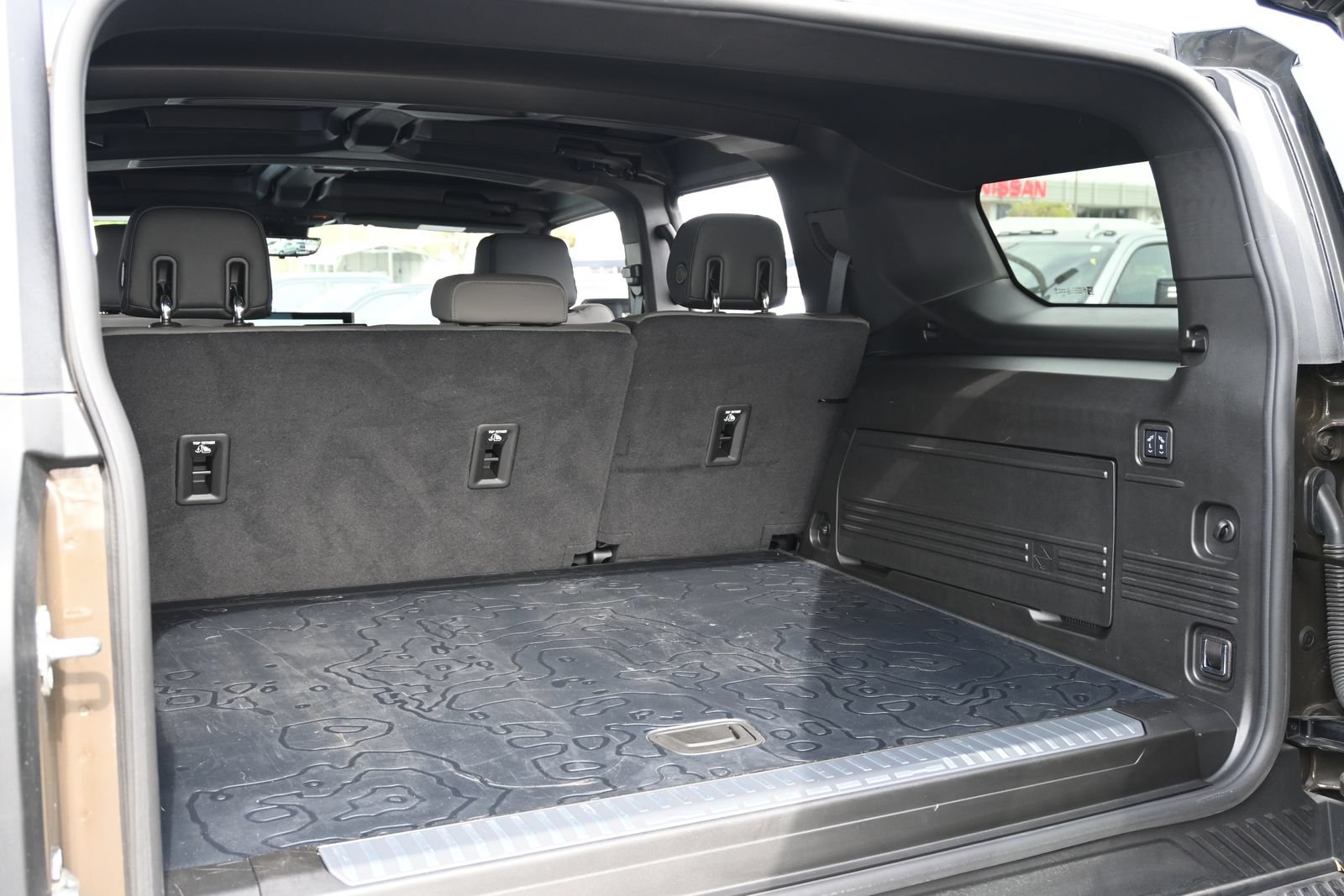 Used 2025 GMC Hummer EV 3X AWD/4WD image 23