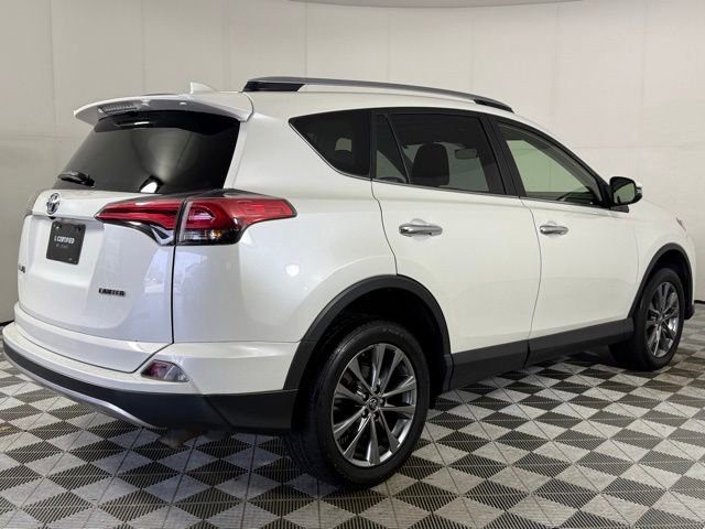Used 2018 Toyota RAV4 Limited image 7