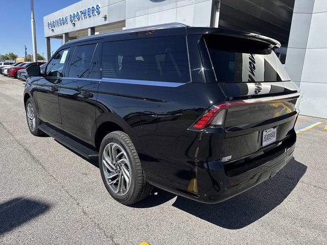 New 2026 Lincoln Navigator L Premier image 5