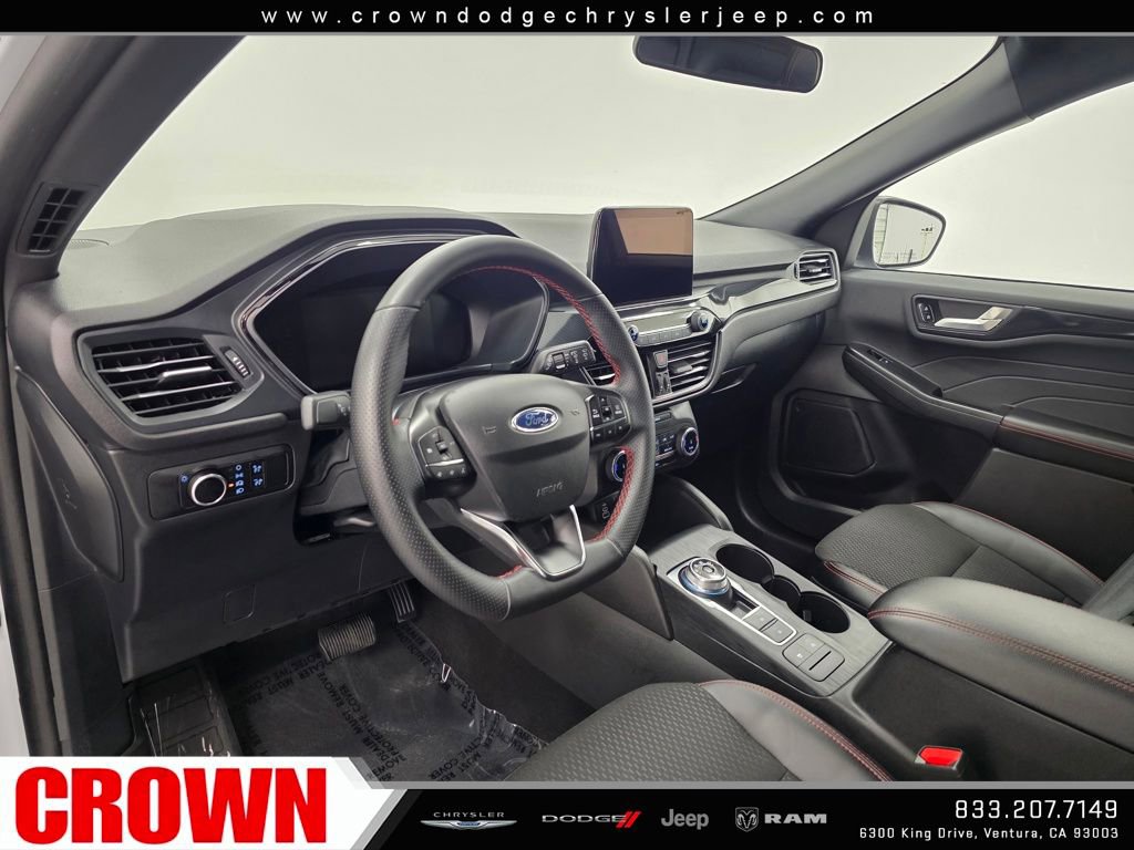 Used 2025 Ford Escape ST-Line image 23