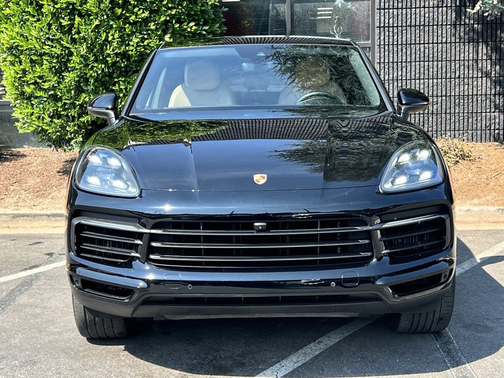 Used 2021 Porsche Cayenne Coupe image 3