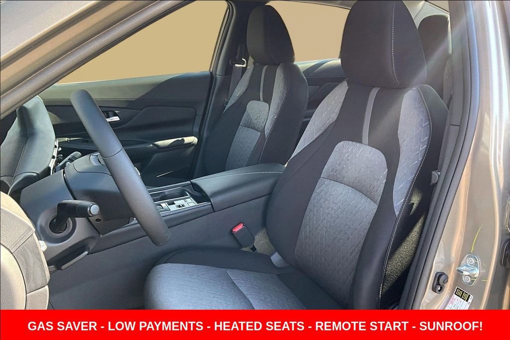 New 2026 Nissan Sentra SV w/ SV Convenience Package FWD image 25